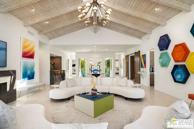 30 Mayfair Drive, Rancho Mirage CA: https://media.crmls.org/mediaz/61a12bb4-d6fe-4e00-a7b6-0f3c396f29c3.jpg