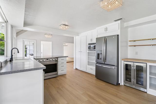 1797 99 Rabbit Hill, Fallbrook CA: https://media.crmls.org/mediaz/61a13506-f714-4e6c-8e7c-d5aad0f182b2.jpg
