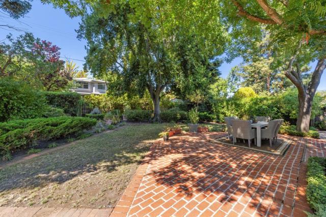 3224 Kipling Street, Palo Alto CA: https://media.crmls.org/mediaz/61a208c0-0df1-4acd-9fe7-ceb332d3775b.jpg