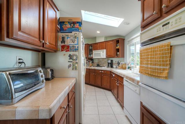 18218 Paradise Mountain Rd Spc 80, Valley Center CA: https://media.crmls.org/mediaz/61a279e6-f5d8-420b-8eff-d6778eb109cd.jpg