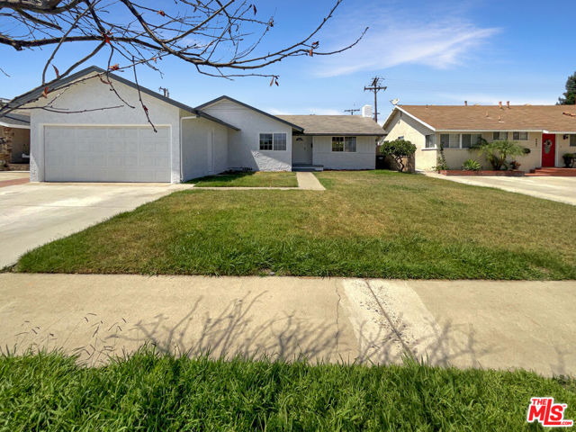 8593 San Antonio Dr, Buena Park, CA 90620