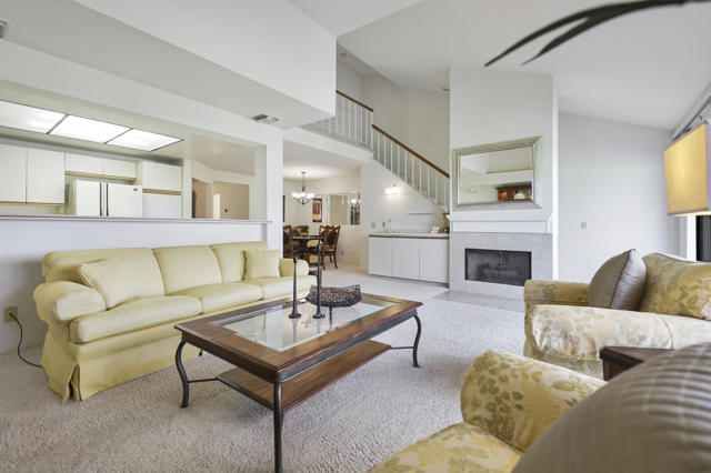 77576 Woodhaven Dr. N Drive, Palm Desert CA: https://media.crmls.org/mediaz/61a58f09-1029-455a-abe8-52a2d3e3a570.jpg