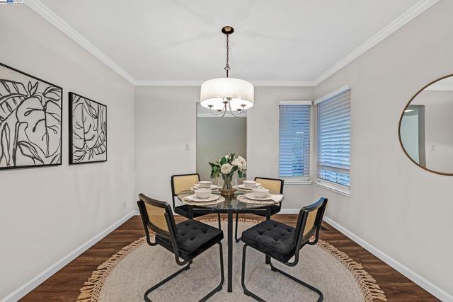 613 Joyce St, Livermore CA: https://media.crmls.org/mediaz/61a837cc-bc16-4696-b867-c5c1c262ceb4.jpg