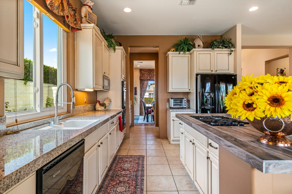 MLS #219138636DA image #21