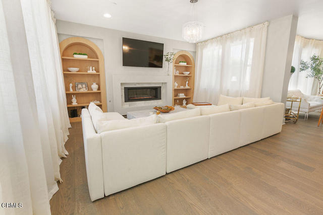 Detail Gallery Image 36 of 66 For 2417 E Hillcrest Dr, Thousand Oaks,  CA 91362 - 4 Beds | 3/1 Baths