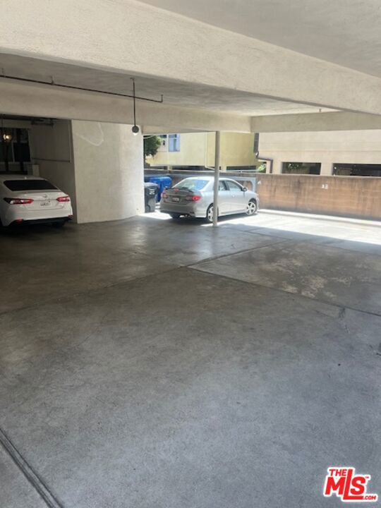 1921 Pelham Avenue, Los Angeles CA: https://media.crmls.org/mediaz/61aa8b8e-0e0b-4d0f-866e-7e8846f8d363.jpg
