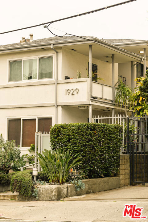 Image 2 for 1929 Tamarind Ave #2, Los Angeles, CA 90068