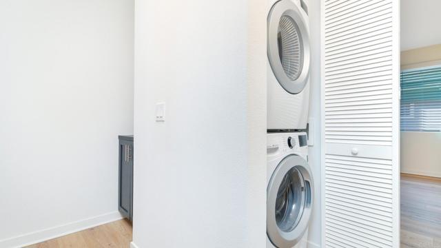 6108 Colt Place, Carlsbad CA: https://media.crmls.org/mediaz/61ada59d-2788-40f6-afed-38646c62cc1f.jpg