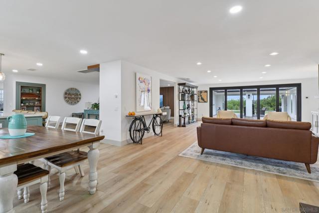 Image 17 of 73 For 43 Corte Maria Ave