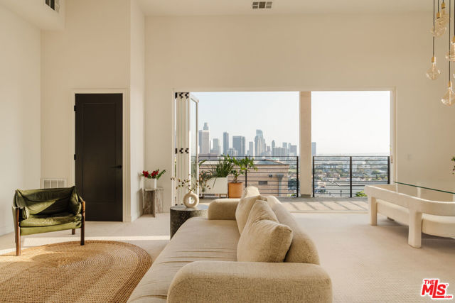 1124 W Panorama Way, Los Angeles CA: https://media.crmls.org/mediaz/61b00ccc-abc6-4754-9e55-3d3abace5f4c.jpg