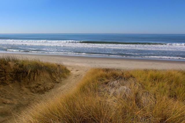 101 Shell Drive, La Selva Beach CA: https://media.crmls.org/mediaz/61b04013-cbd7-485a-bc83-c2543364397f.jpg