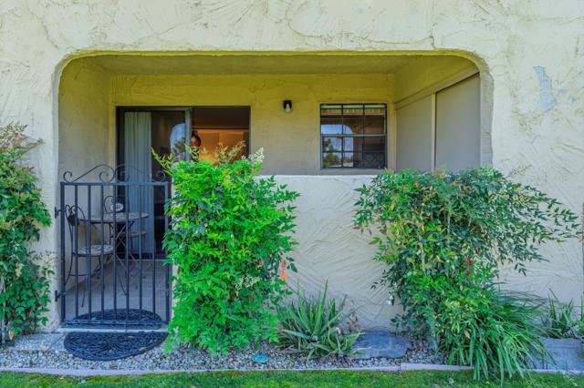 5300 E Waverly Drive, Palm Springs CA: https://media.crmls.org/mediaz/61b04f39-94b8-406d-9863-eae19f4969d4.jpg