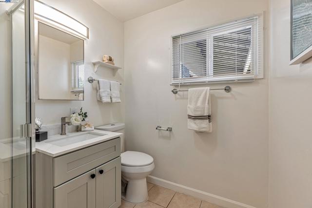 7600 Ironwood Dr, Dublin CA: https://media.crmls.org/mediaz/61b0fcec-2fe3-49e6-ab3e-3b42ddf8525f.jpg