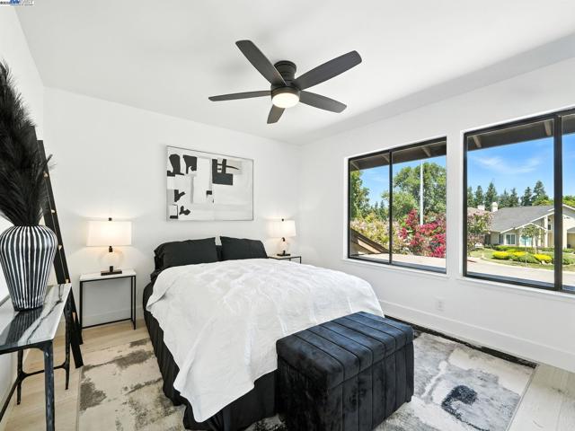 5995 Via Del Cielo, Pleasanton CA: https://media.crmls.org/mediaz/61b1114f-fe8f-4486-a69f-944e1bf2ac2c.jpg