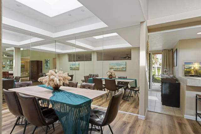 428 Sierra Madre S, Palm Desert CA: https://media.crmls.org/mediaz/61b1461c-751a-49f5-9a66-ab39de532eec.jpg