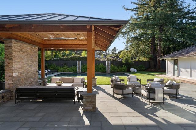 45 Kammerer Court, Hillsborough CA: https://media.crmls.org/mediaz/61b159d2-f065-4818-ba47-2b96298523bb.jpg