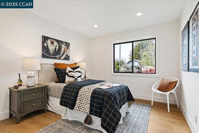 721 Sinnet Ct, Danville CA: https://media.crmls.org/mediaz/61b18ad5-5e10-4968-9e5e-f6245fc19fd5.jpg