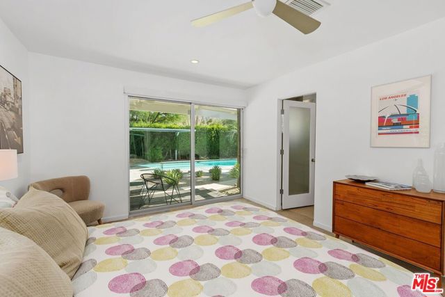 475 W Stevens Road, Palm Springs CA: https://media.crmls.org/mediaz/61b1afcb-e2e2-4c04-a8da-558a95477e8d.jpg