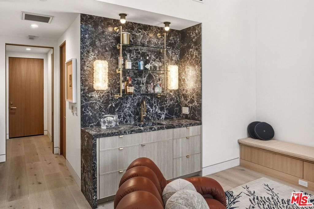 MLS #25558709 image #8