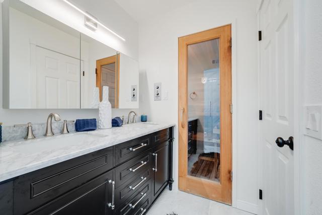 Detail Gallery Image 15 of 37 For 15020 Penasquitos Dr, Rancho Penasquitos,  CA 92129 - 3 Beds | 2/1 Baths