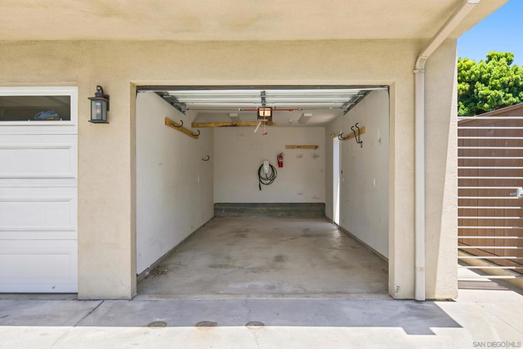 1323 Felspar Street - photo 8