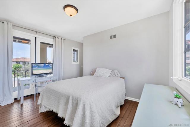 7727 Via Zafiro, San Diego CA: https://media.crmls.org/mediaz/61b55a01-61ce-4f3c-aa6e-bf98c8a4c1a4.jpg