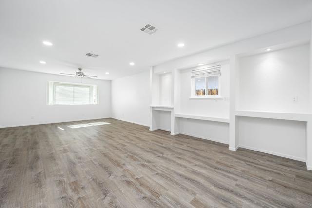 53967 Avenida Navarro, La Quinta CA: https://media.crmls.org/mediaz/61b5dec3-b1f5-43ad-a595-9d81cfc08ad6.jpg