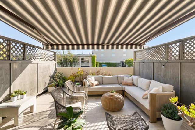 685 High Street, Palo Alto CA: https://media.crmls.org/mediaz/61b64d42-af2e-41c2-bd7e-e072d4db9dad.jpg