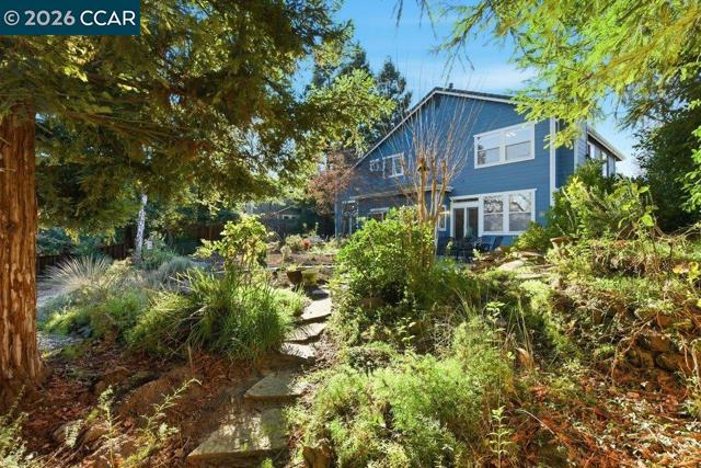 Image 50 of 51 For 811 Vineyard Ct