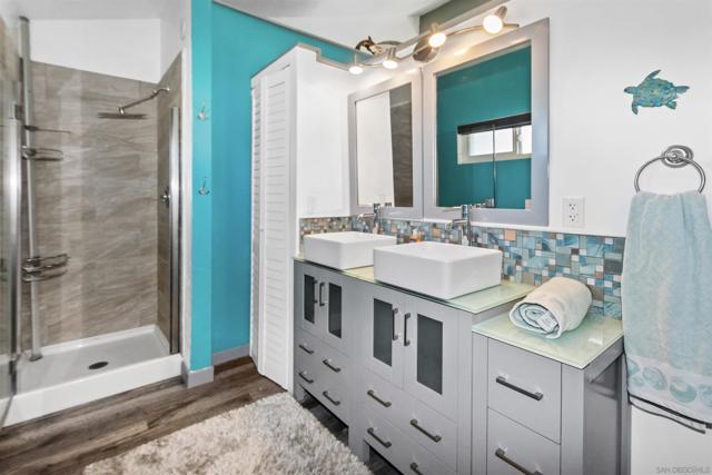 706 Ocean Ln, Imperial Beach CA: https://media.crmls.org/mediaz/61b74bf6-3aa2-48d8-81a8-901524c82a40.jpg