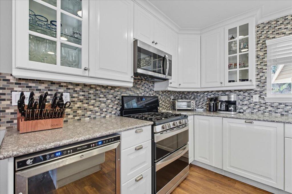 MLS #219136485DA image #2