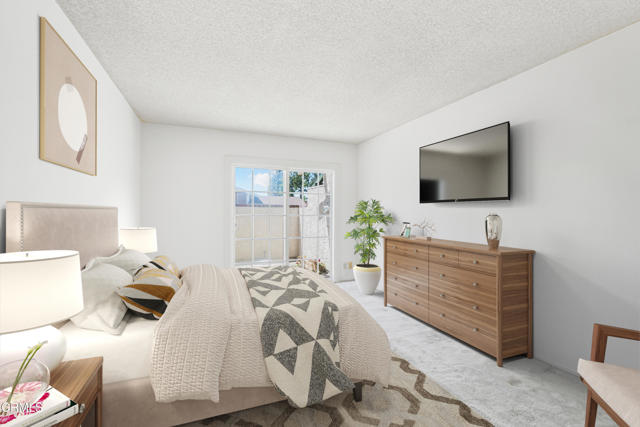 4934 Alta Colina Road, Camarillo CA: https://media.crmls.org/mediaz/61b96f82-7a9e-4d71-8f3f-95bec2a77d66.jpg