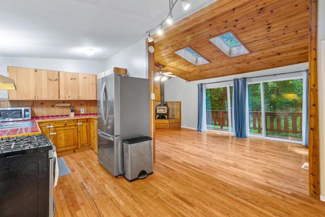 15040 Fern Avenue, Boulder Creek CA: https://media.crmls.org/mediaz/61b9c97b-580f-4f54-8b9f-2a75c44af76e.jpg