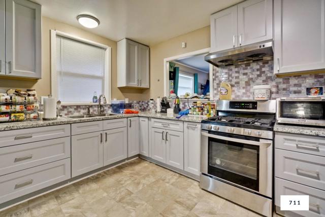 711 Roosevelt Avenue, Redwood City CA: https://media.crmls.org/mediaz/61bb26e4-1490-4090-9385-72269d7df742.jpg