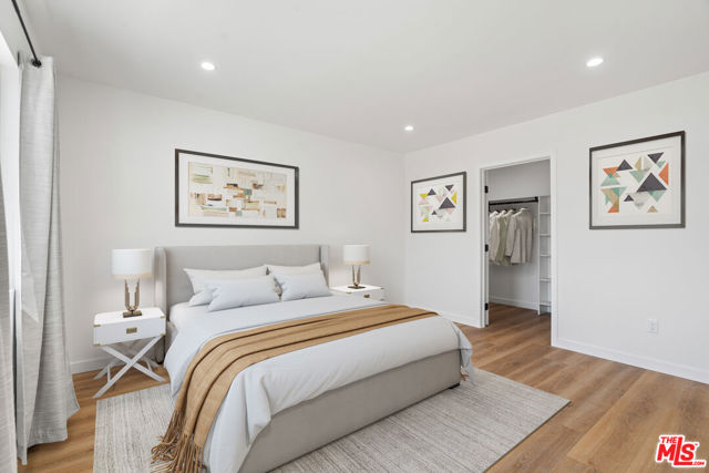 4302 W 138th Street, Hawthorne CA: https://media.crmls.org/mediaz/61bdd260-247b-46e0-b722-24d6fbc2c664.jpg