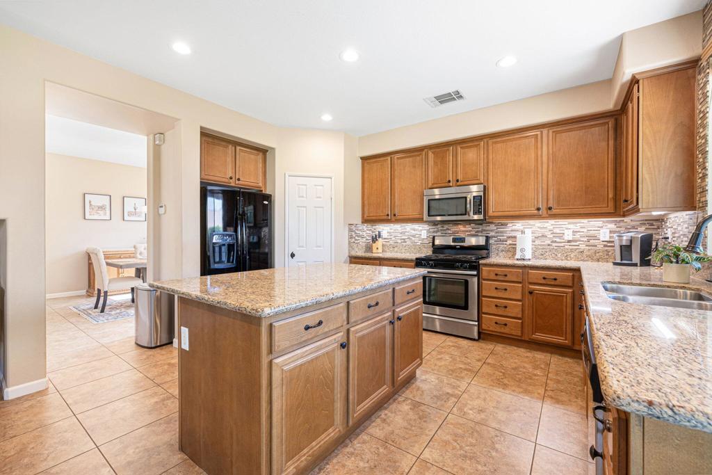 MLS #219149326DA image #10