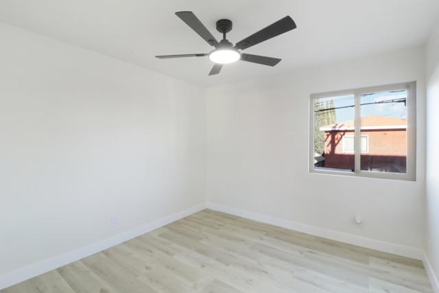 Detail Gallery Image 14 of 25 For 3535 Monroe Ave #5,  San Diego,  CA 92116 - 2 Beds | 2 Baths