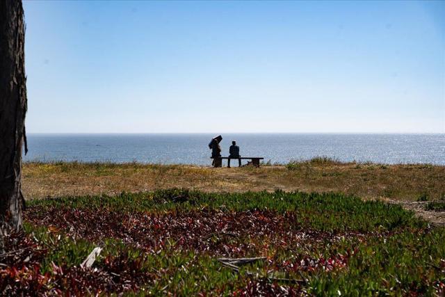 24 Robak Drive, La Selva Beach CA: https://media.crmls.org/mediaz/61bf1b23-84f4-41c0-9e17-608e218a437b.jpg
