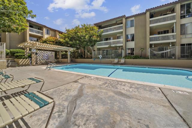 4600 Lamont Street, San Diego, California 92109, 2 Bedrooms Bedrooms, ,2 BathroomsBathrooms,Condominium,For Sale,Lamont Street,240023121SD