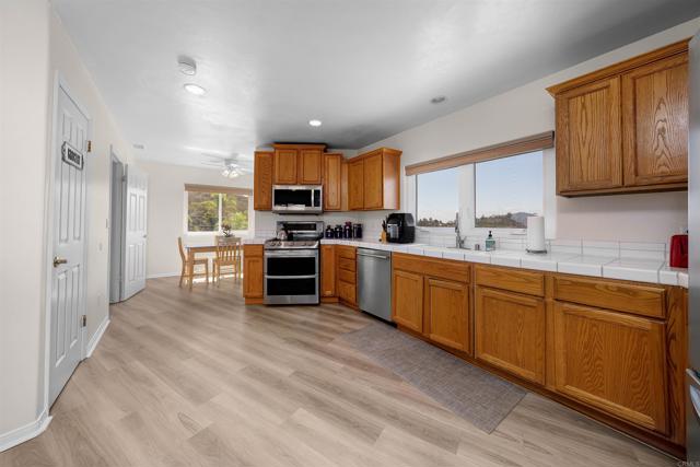Detail Gallery Image 11 of 32 For 14678 Chaparral Slope Rd, Jamul,  CA 91935 - 4 Beds | 2/1 Baths