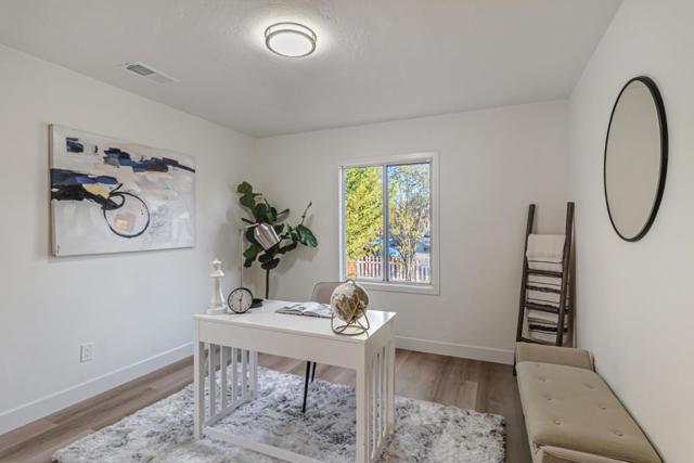 0 Redwood Avenue, Redwood City CA: https://media.crmls.org/mediaz/61c56b5c-20c6-43e3-8d33-40ed415d562c.jpg