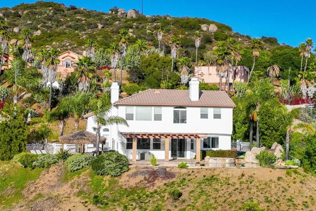 15881 Broad Oaks Road, El Cajon CA: https://media.crmls.org/mediaz/61c5bffa-0223-4b32-a4d6-b48bcd6049e1.jpg