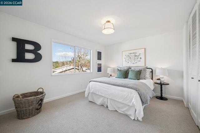 Image 27 of 38 For 342 Constance Pl