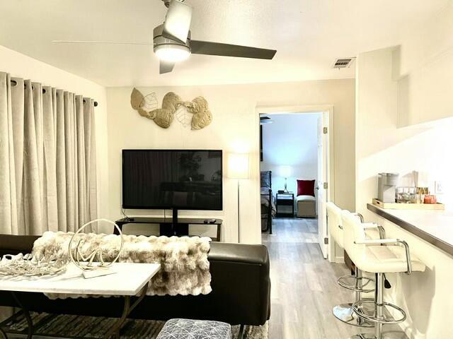 MLS #219128749DA img 3