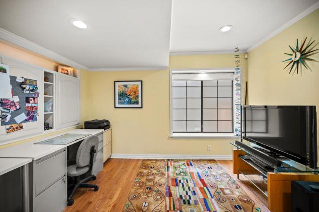 1051 Highlander Drive, Seaside CA: https://media.crmls.org/mediaz/61c757a6-d2e3-4fe2-8004-49529a2a9a86.jpg