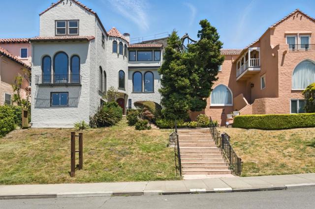 1260 Monterey Boulevard, San Francisco CA: https://media.crmls.org/mediaz/61c834b2-d50f-40cf-8f19-5912d5c01c83.jpg