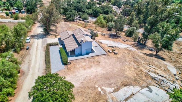 Detail Gallery Image 31 of 43 For 18434 Ramona View Dr, Ramona,  CA 92065 - 4 Beds | 2/1 Baths