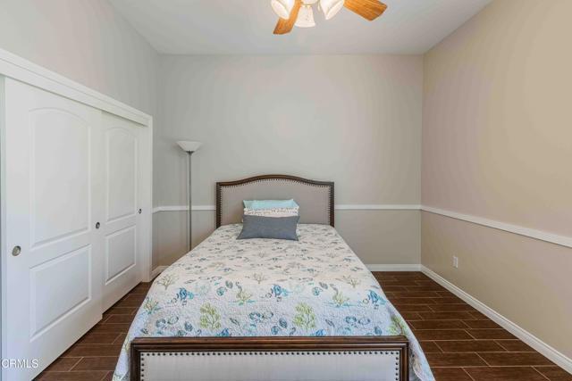 15617 Screaming Eagle Avenue, Bakersfield CA: https://media.crmls.org/mediaz/61cb3d5b-a9d3-4386-87f9-ddc308799465.jpg