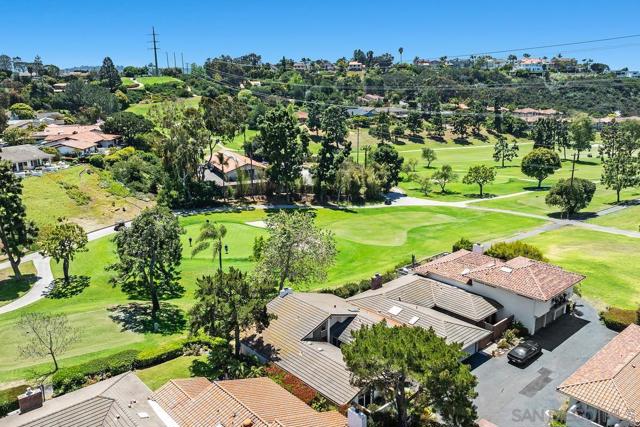 159 Mexicali Ct, Solana Beach CA: https://media.crmls.org/mediaz/61cb490b-9217-403d-b762-b037a54d4253.jpg