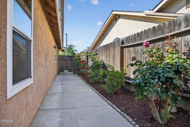 Image 29 of 39 For 9914 Jamestown Street